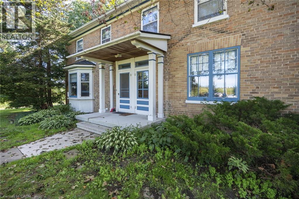 1000 E Bridge Street E Property Photo 26