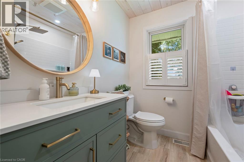 16 Gibson Drive Property Photo 7