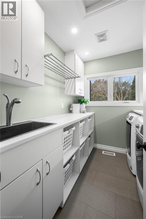 75 Lyon Avenue Property Photo 22