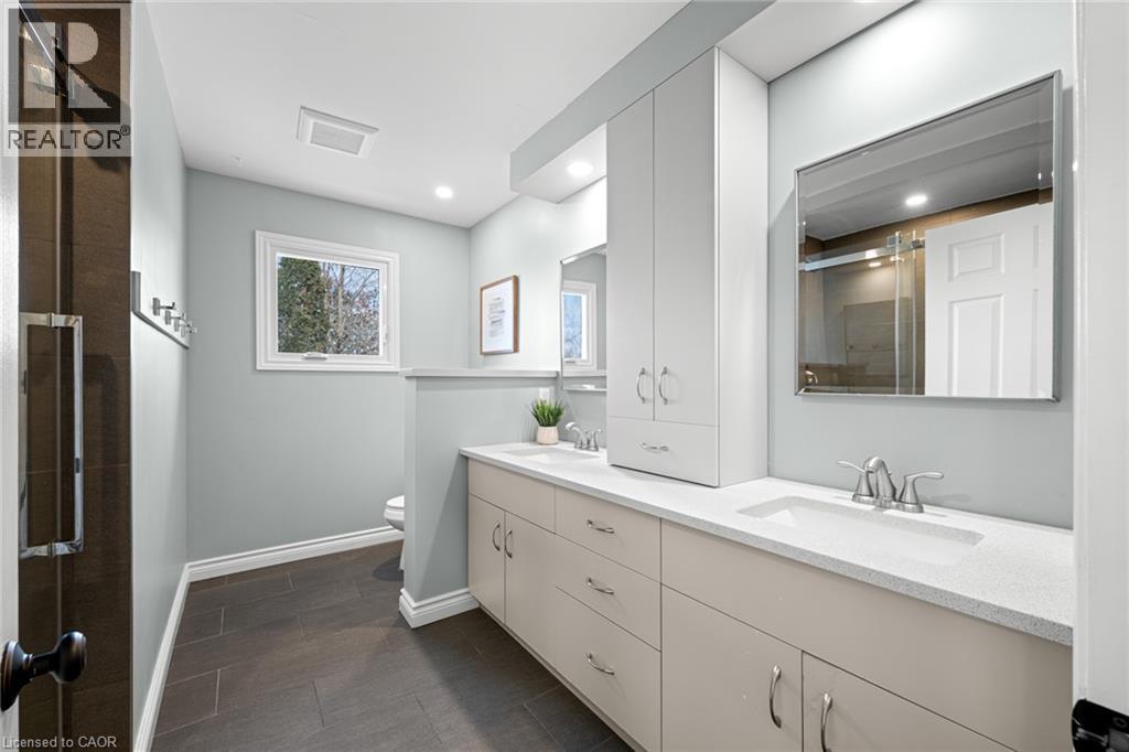 75 Lyon Avenue Property Photo 23
