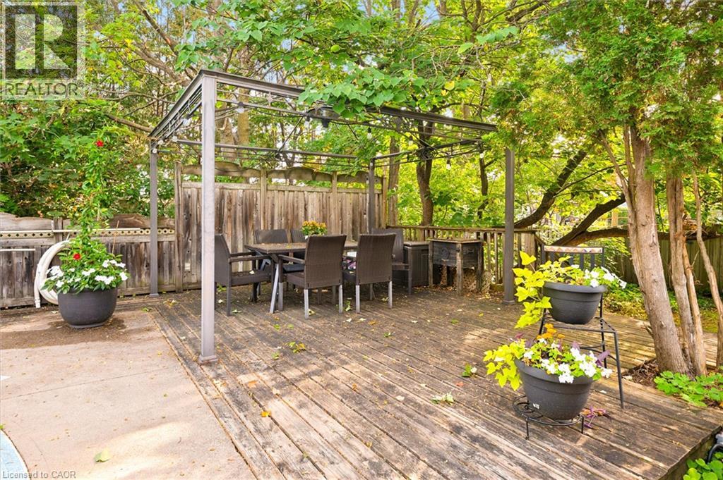 75 Lyon Avenue Property Photo 35