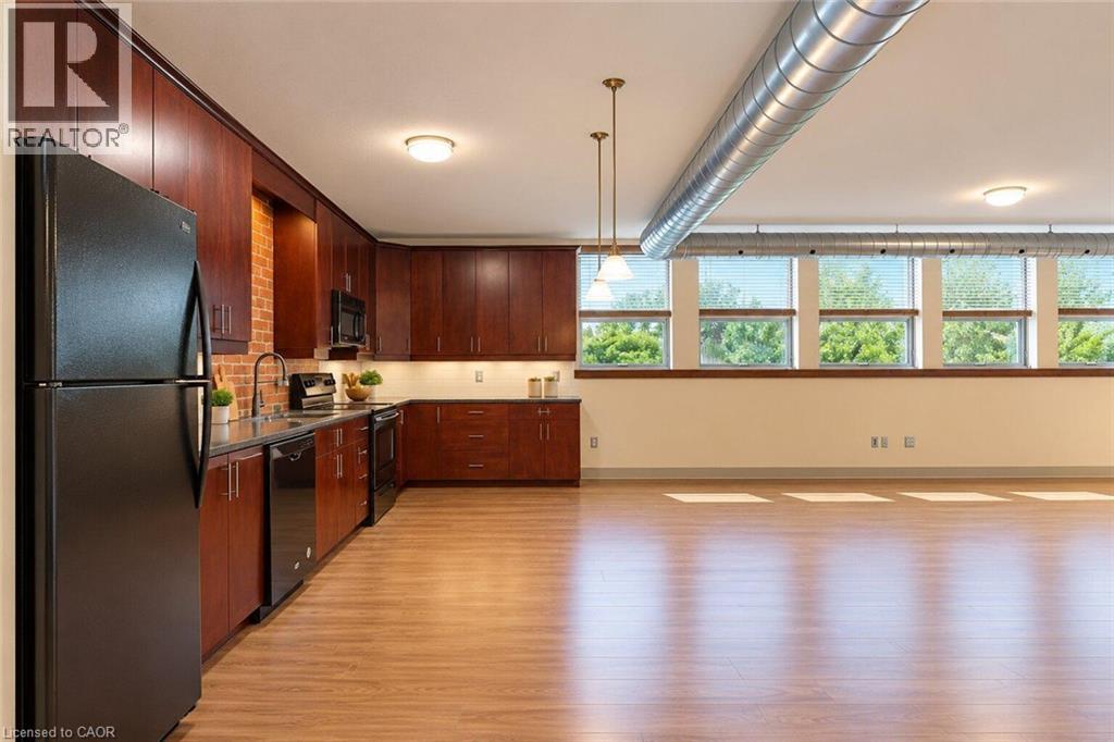 357 Hunter Street W Unit# 16 Property Photo 11