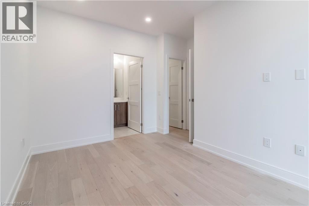 15 Wellington Street S Unit# 103 Property Photo 34