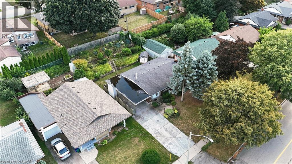 627 Krug Street Property Photo 9