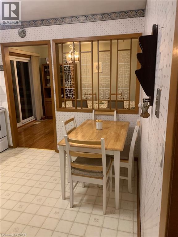 410 Lakeview Drive Property Photo 6