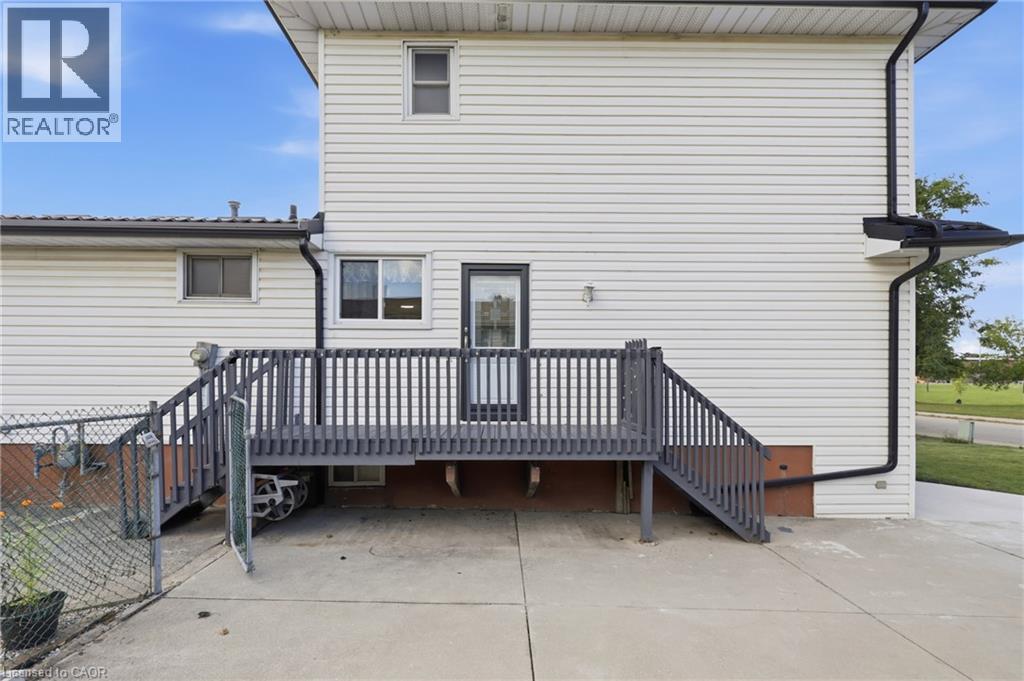 63 Folkestone Avenue Property Photo 7