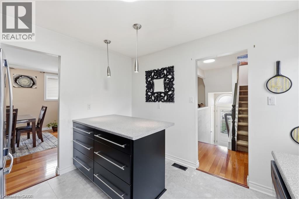 63 Folkestone Avenue Property Photo 10