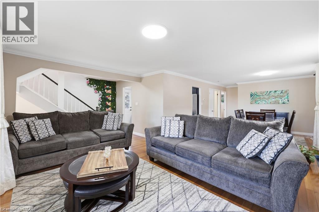 63 Folkestone Avenue Property Photo 12