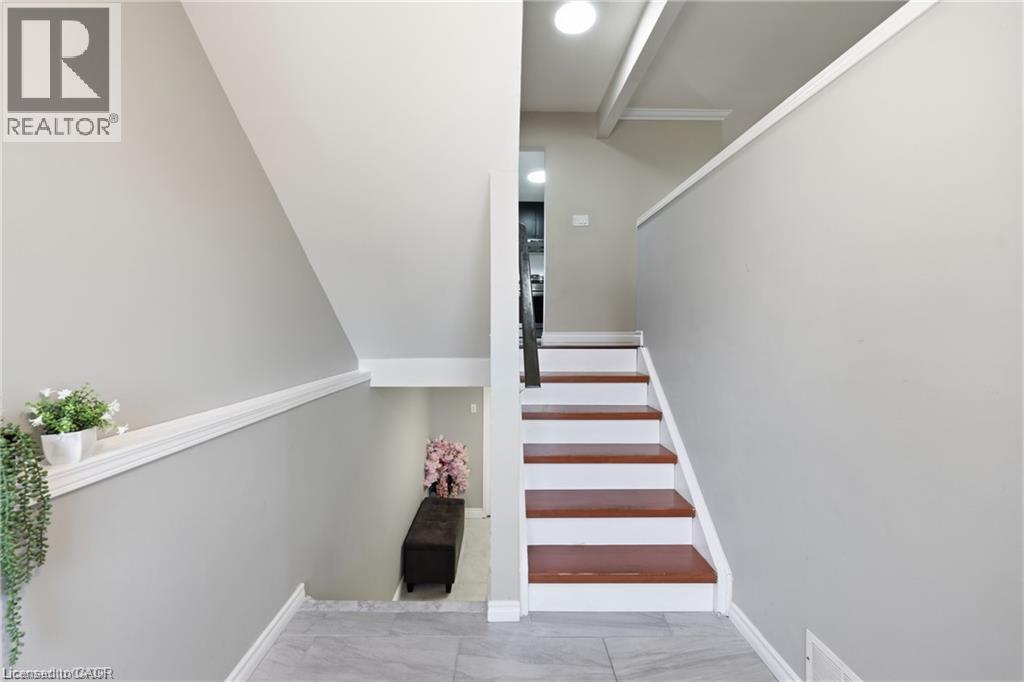 63 Folkestone Avenue Property Photo 28
