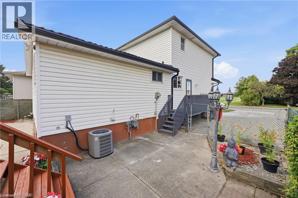 63 Folkestone Avenue Property Photo 36