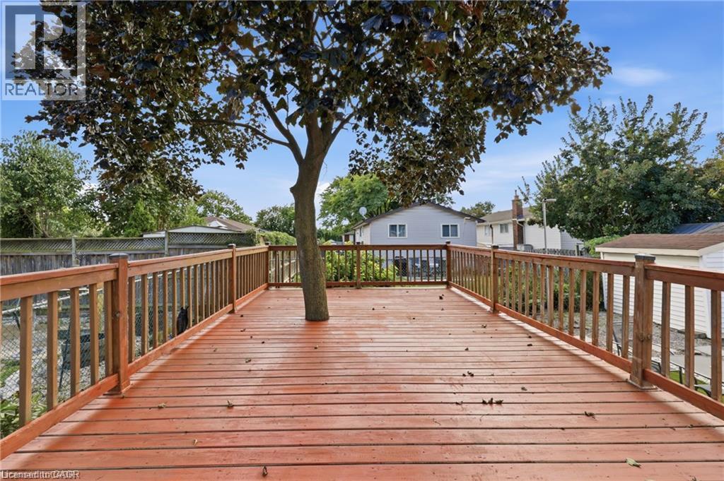 63 Folkestone Avenue Property Photo 37