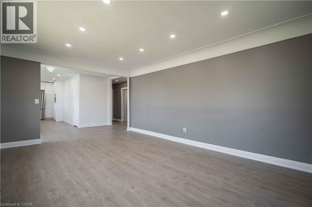 1 Hill Place Unit# A Property Photo 16
