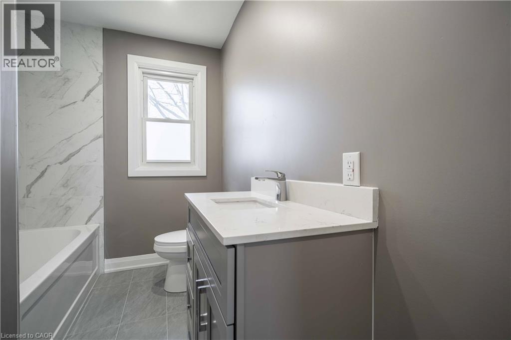 1 Hill Place Unit# A Property Photo 26