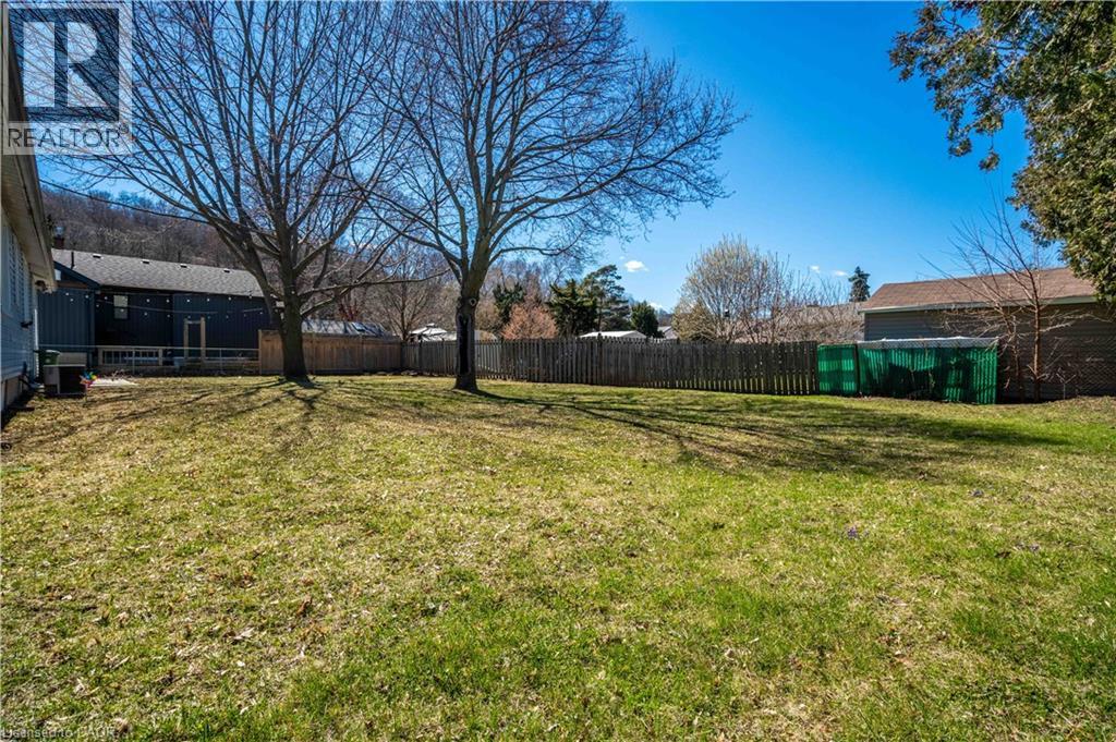 1 Hill Place Unit# A Property Photo 32