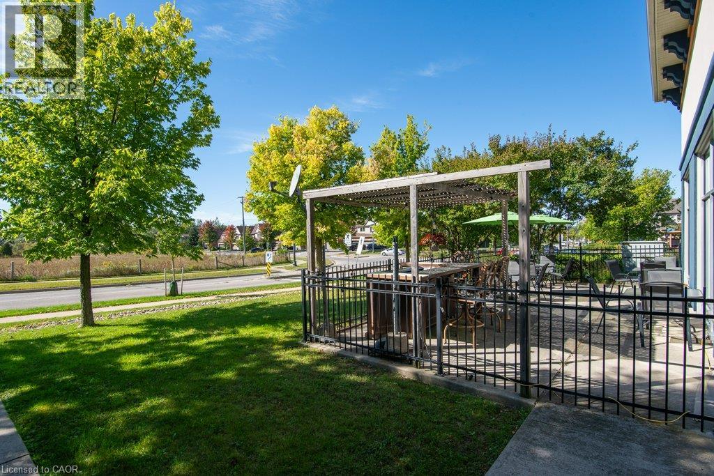 260 Doon South Drive Unit# 10 Property Photo 6