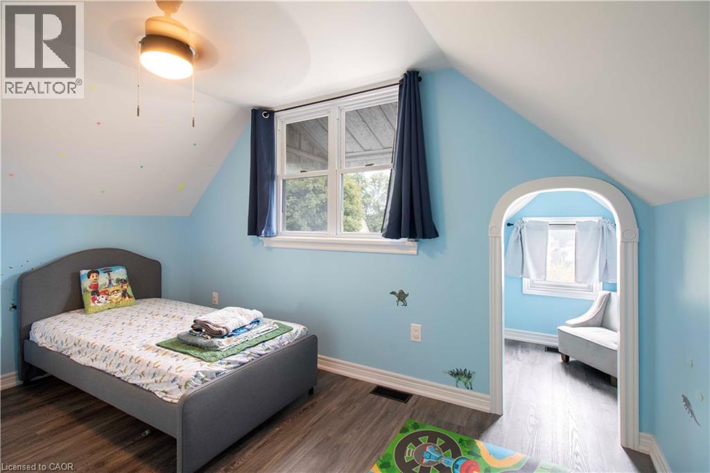 9 Bridge Street Property Photo 23