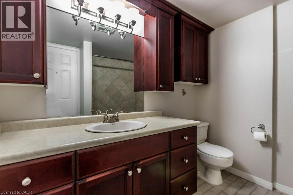 1270 Maple Crossing Boulevard Unit# 502 Property Photo 25