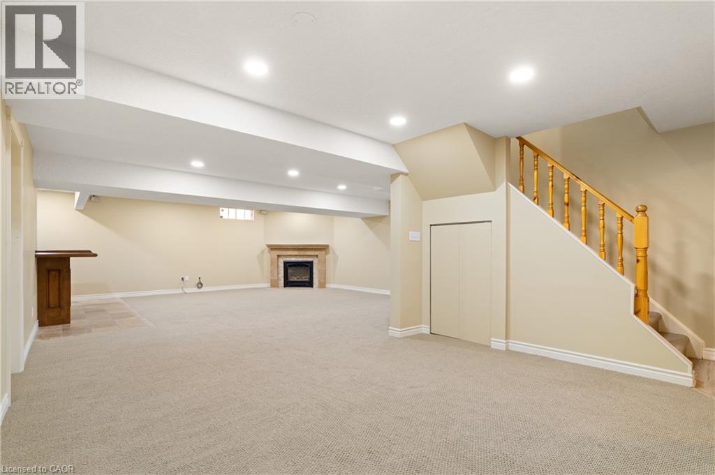 648 Bayhampton Crescent Property Photo 33