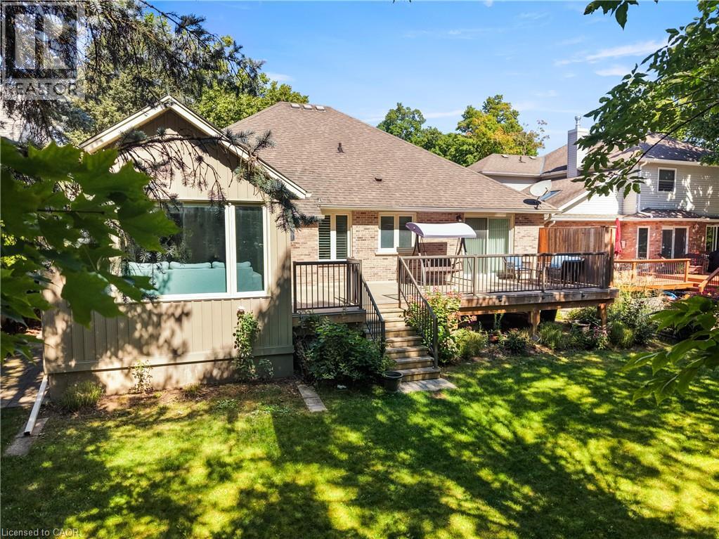 648 Bayhampton Crescent Property Photo 47
