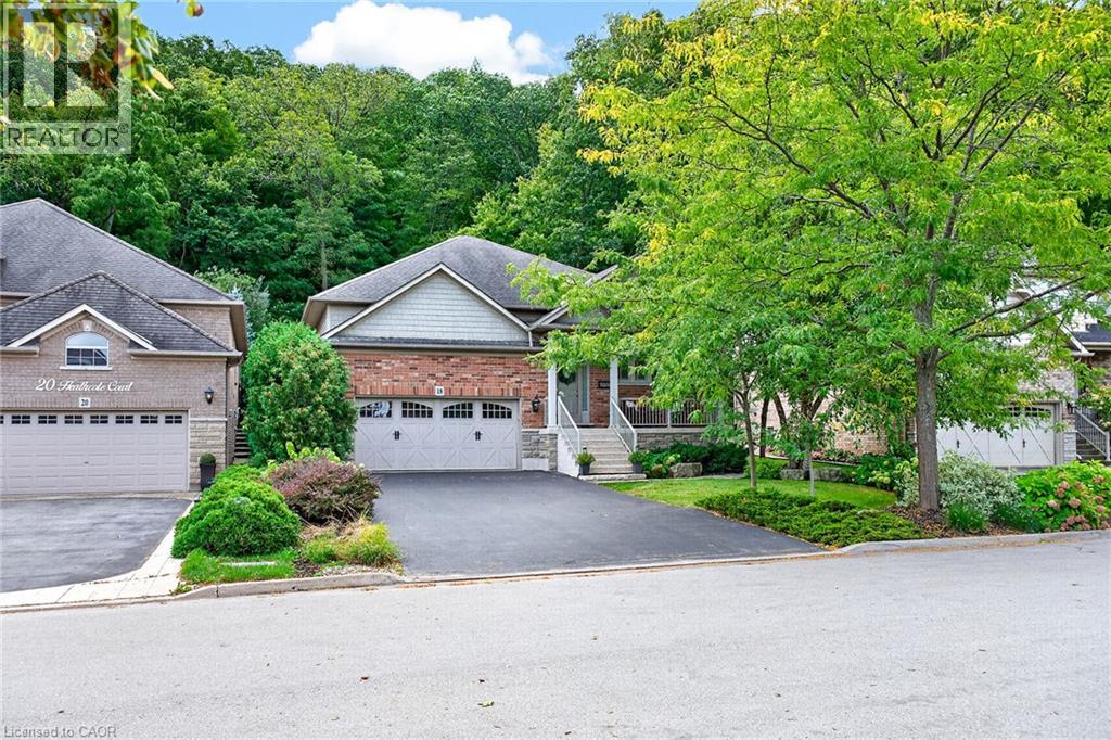 18 Heathcote Court Property Photo 3