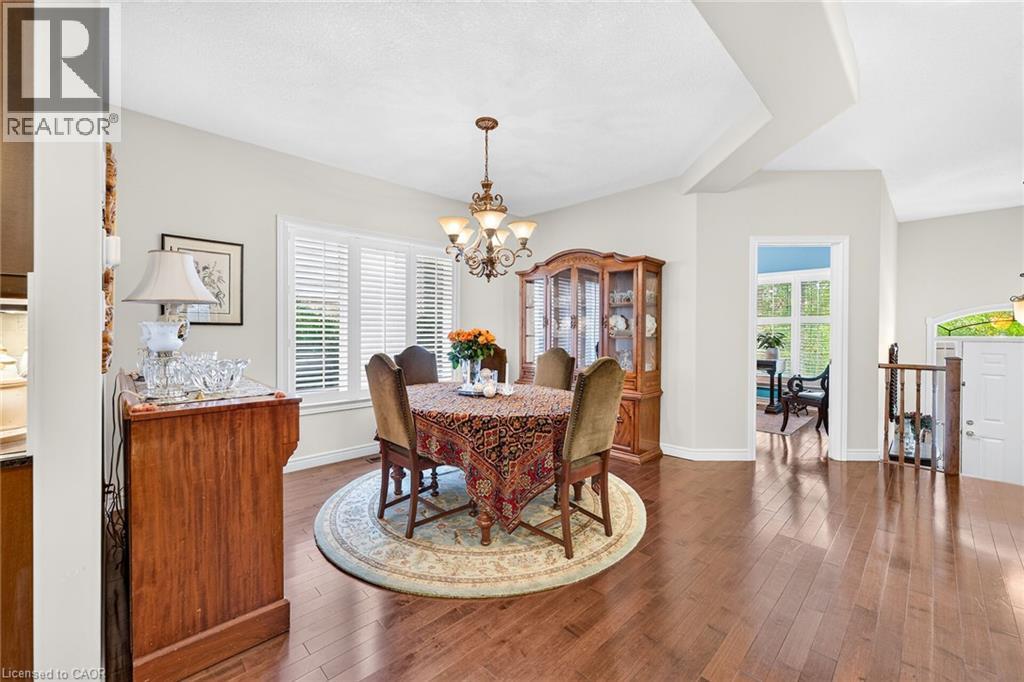 18 Heathcote Court Property Photo 8