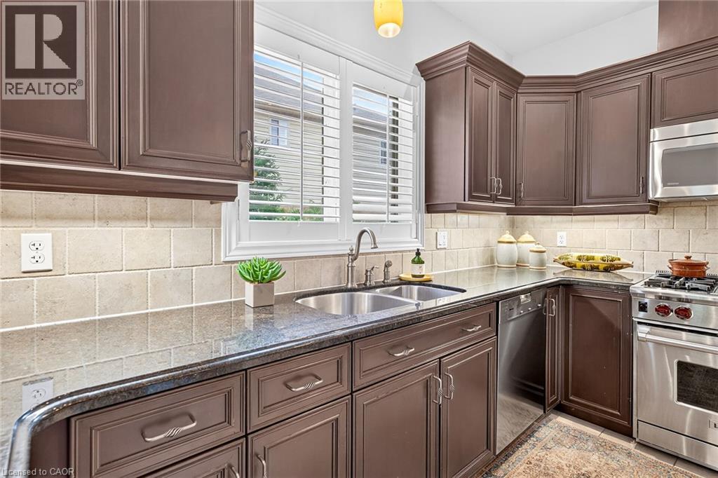 18 Heathcote Court Property Photo 17