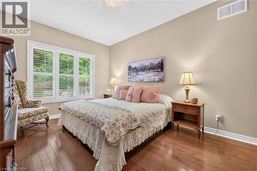 18 Heathcote Court Property Photo 25