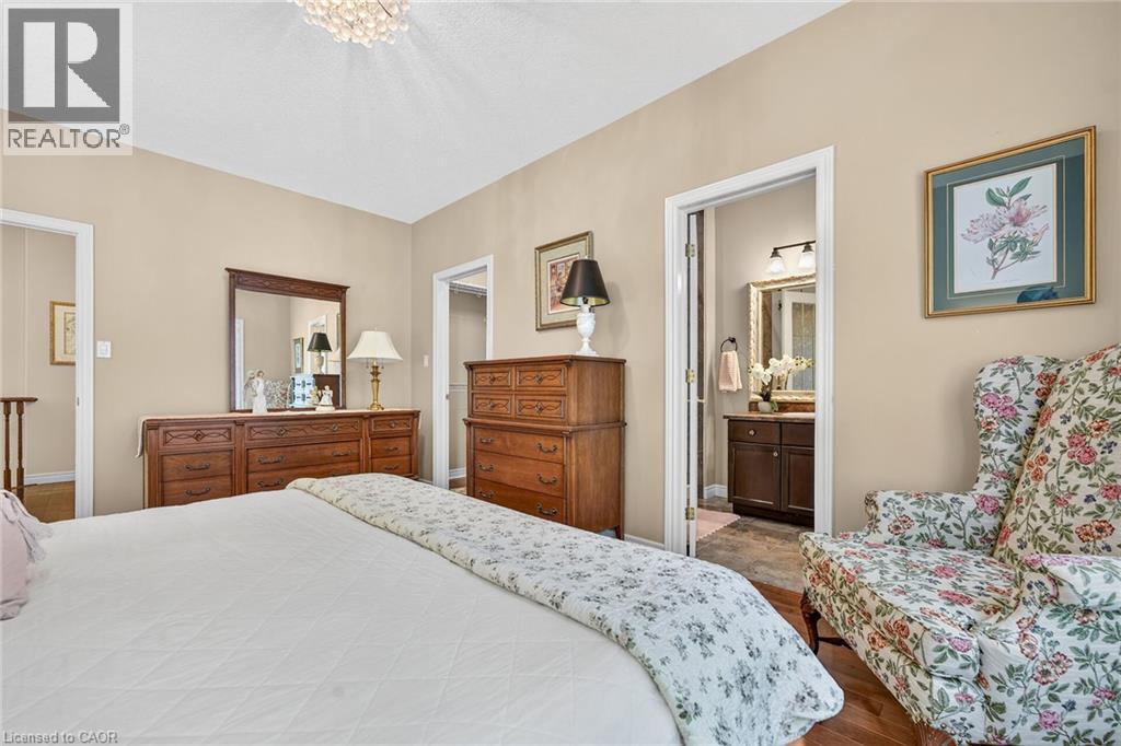 18 Heathcote Court Property Photo 26