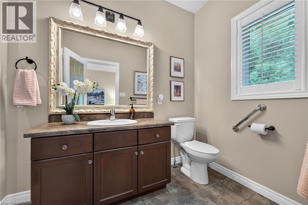 18 Heathcote Court Property Photo 28