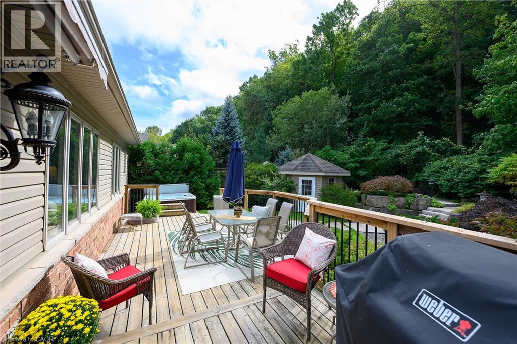 18 Heathcote Court Property Photo 44
