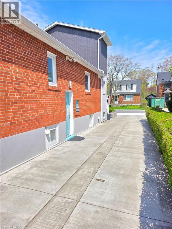 16 Forest Hill Road Property Photo 30