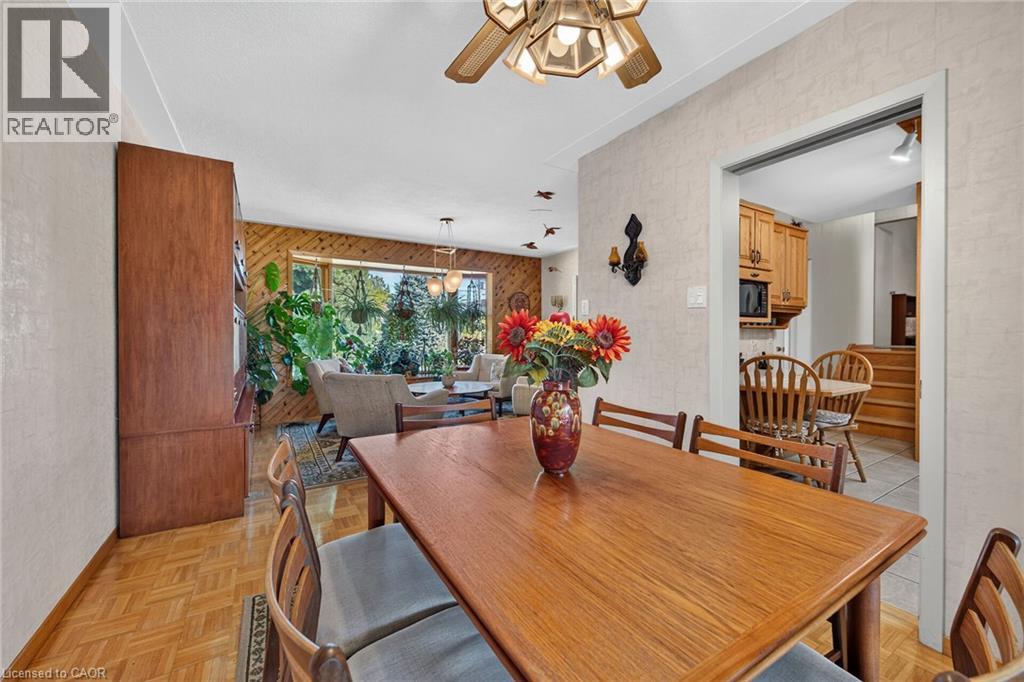 994 Barton Street Property Photo 13