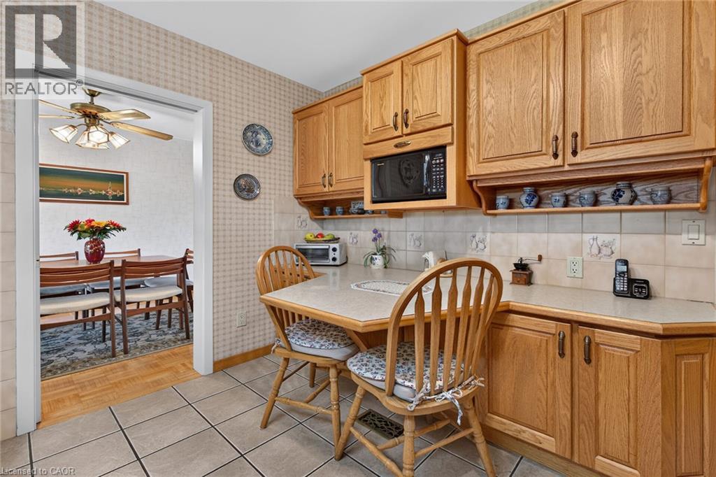 994 Barton Street Property Photo 18