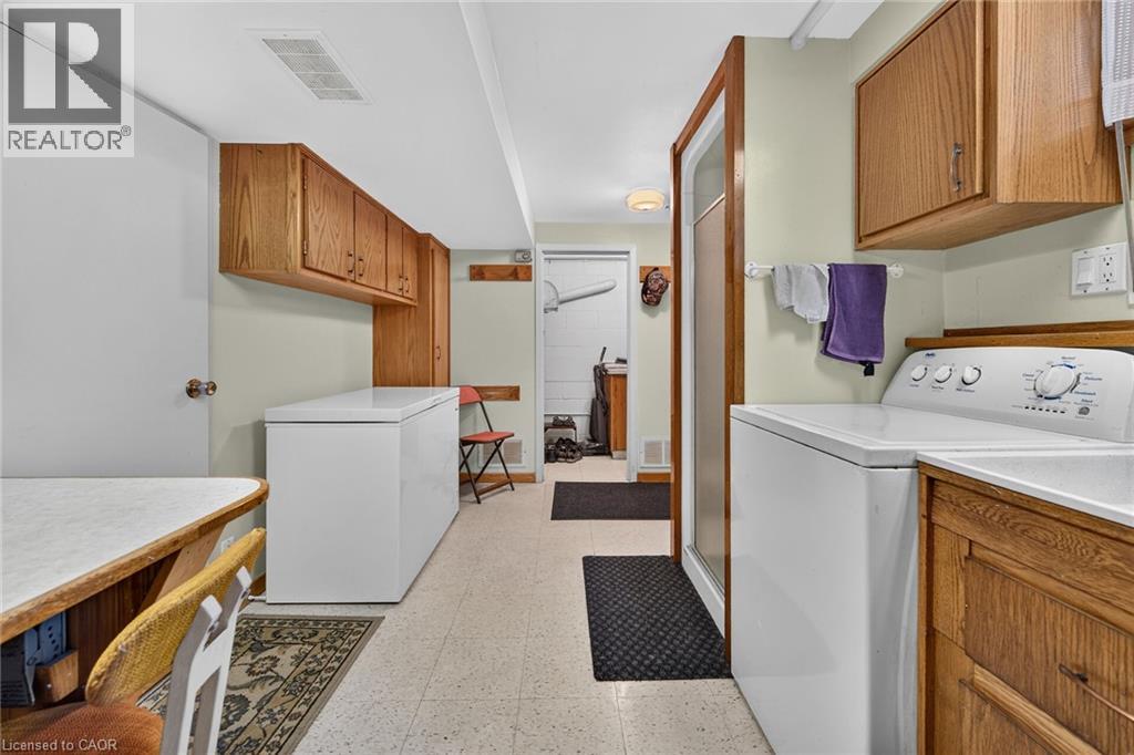994 Barton Street Property Photo 36