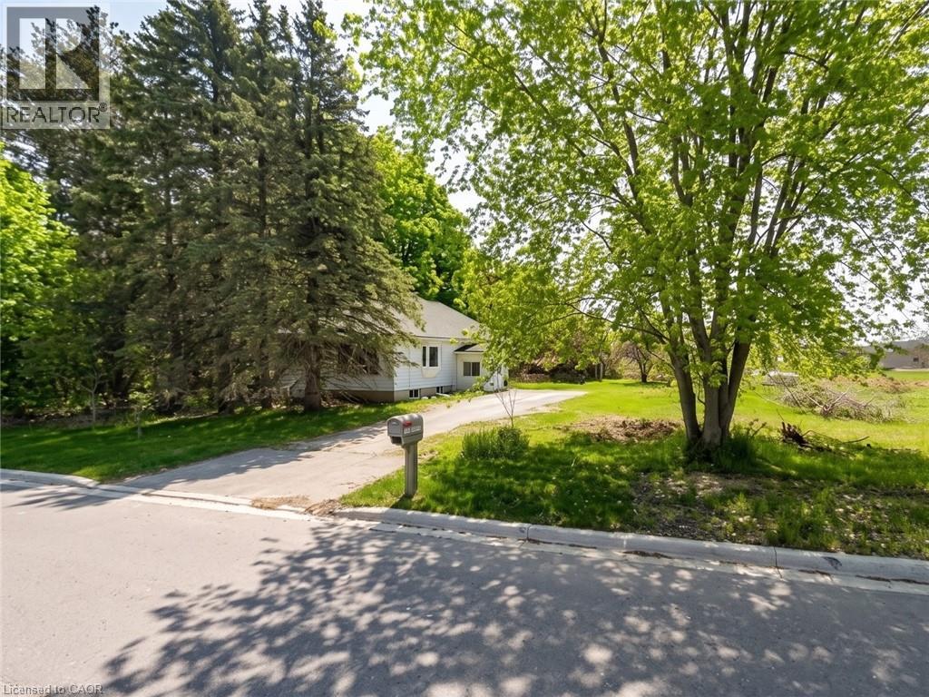 206 CHARLES Street Property Photo 1