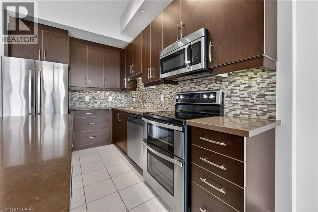 90 Charlton Avenue W Unit# 804 Property Photo 9