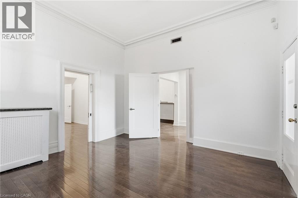 191 James Street S Unit# Main Level Property Photo 11