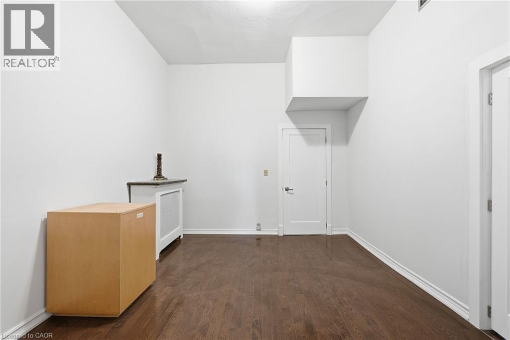 191 James Street S Unit# Main Level Property Photo 12
