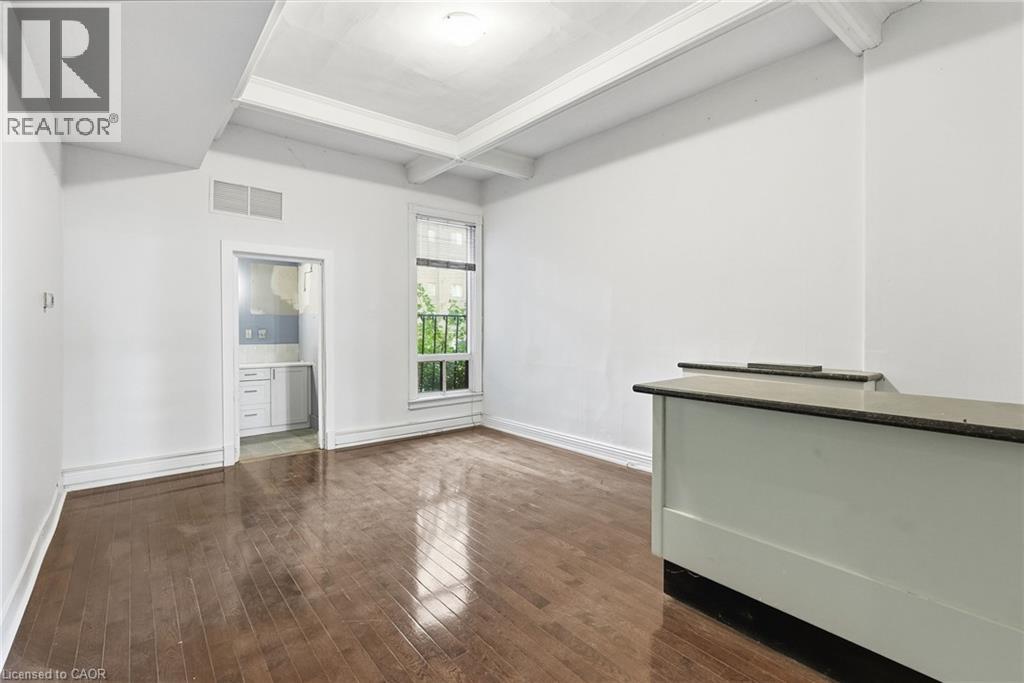 191 James Street S Unit# Main Level Property Photo 15