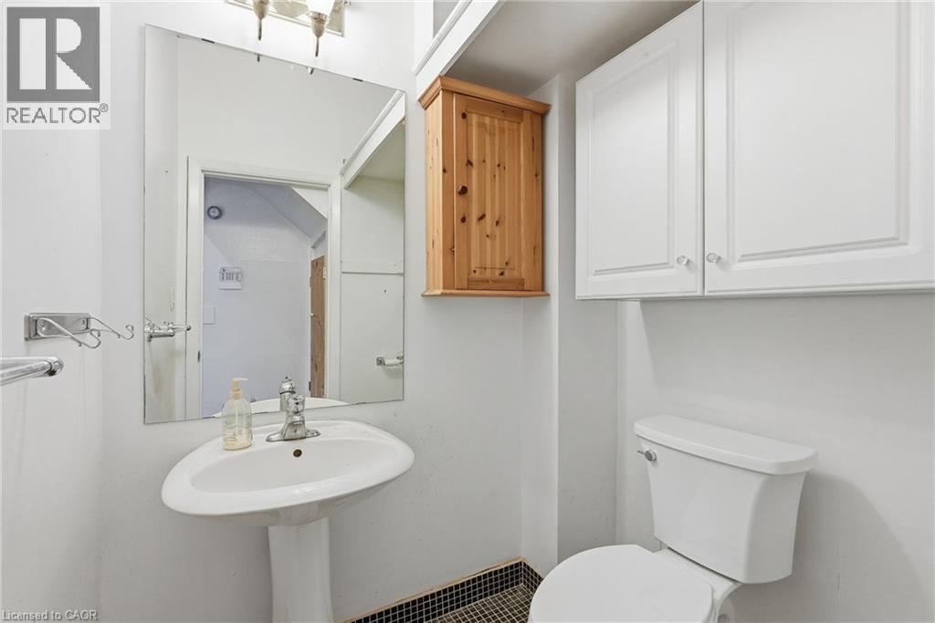 191 James Street S Unit# Main Level Property Photo 20