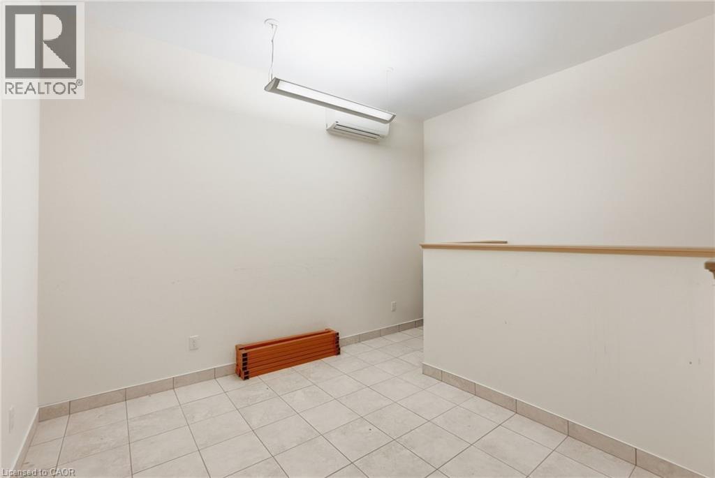 191 James Street S Unit# Main Level Property Photo 21