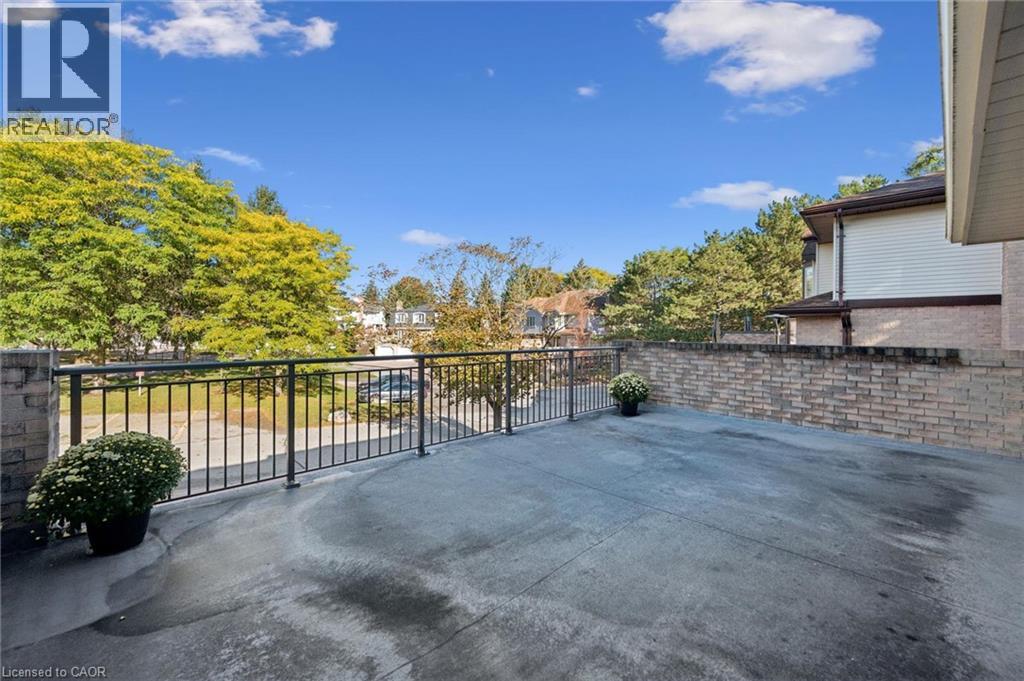 477 Beechwood Drive Unit# 1 Property Photo 5