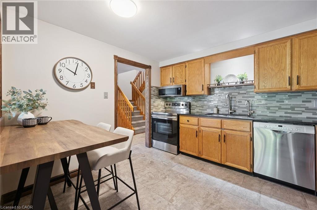 477 Beechwood Drive Unit# 1 Property Photo 13