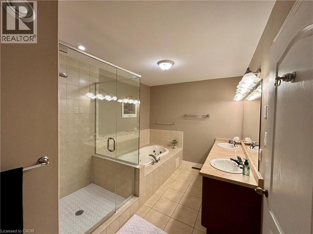 11 Carmichael Trail Property Photo 20