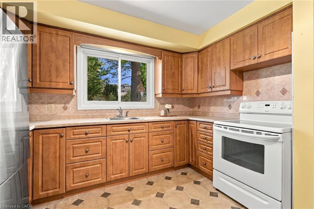 40 Kenmore Avenue Property Photo 15