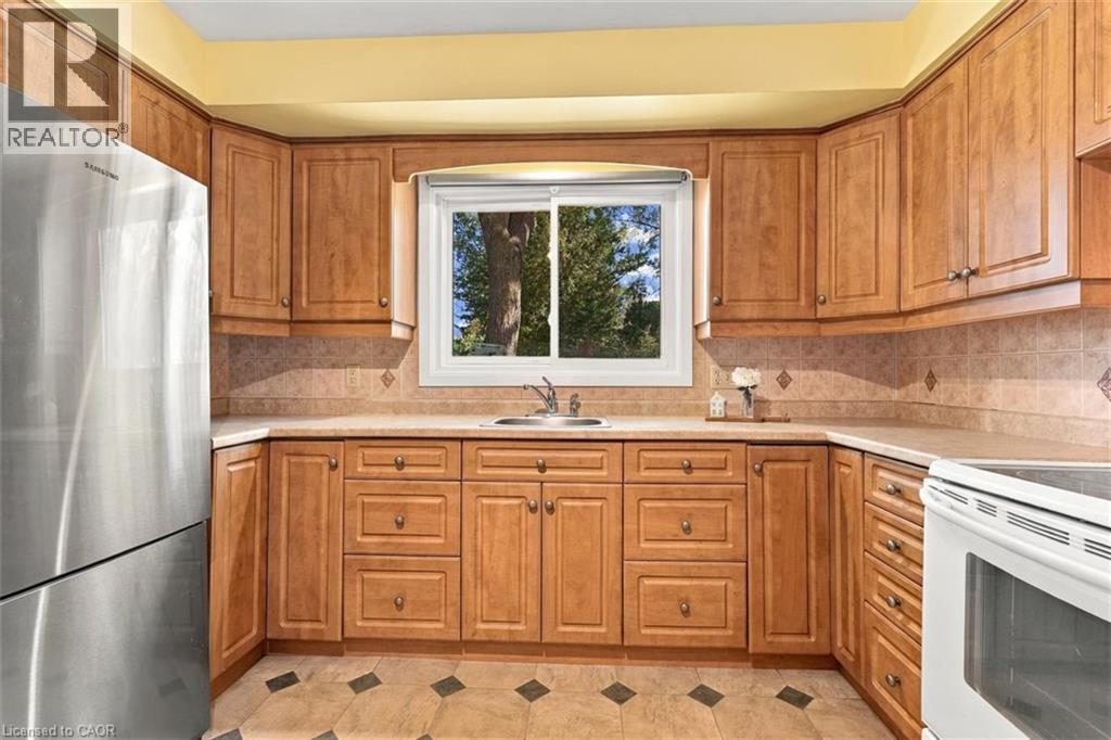 40 Kenmore Avenue Property Photo 16