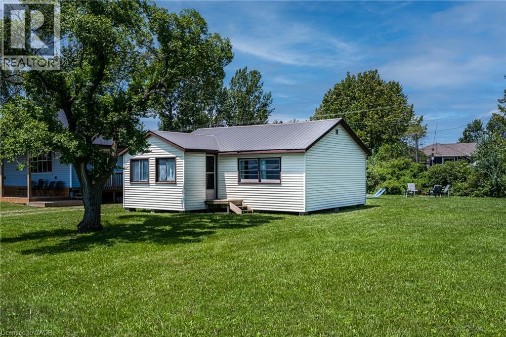845 LAKESHORE Road Property Photo 1