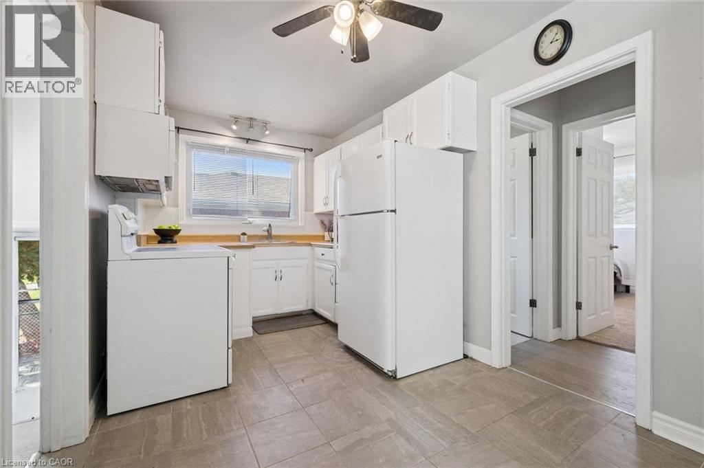 41 Prince Charles Drive Property Photo 5