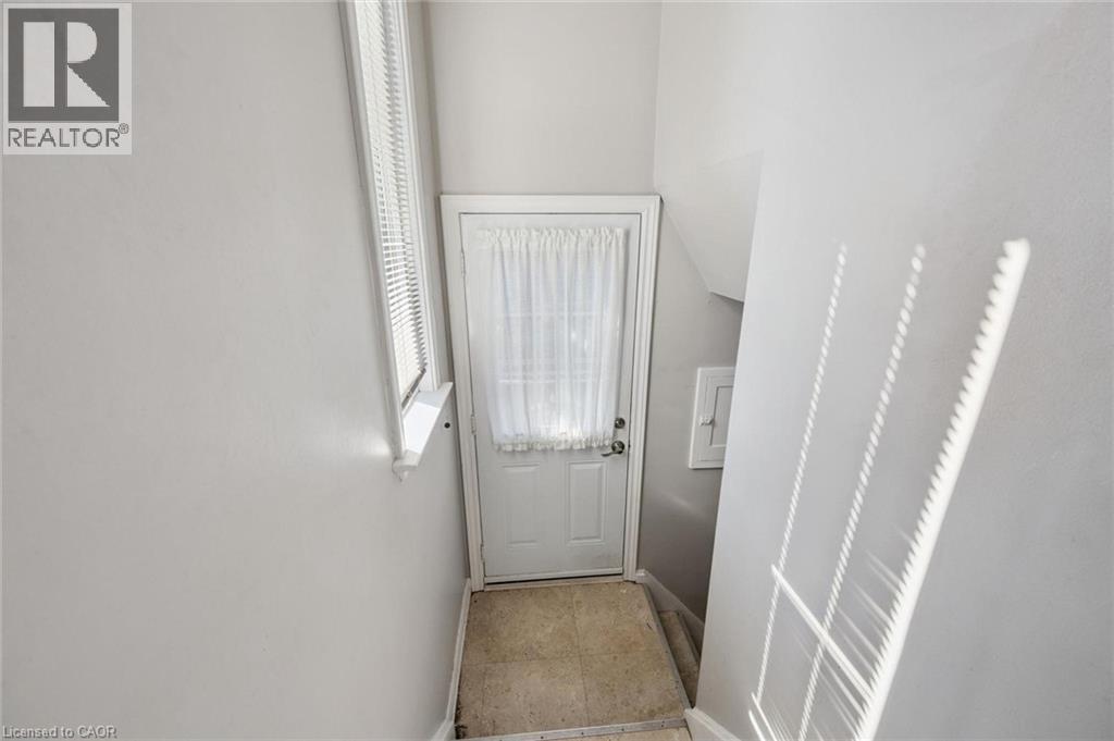 41 Prince Charles Drive Property Photo 17
