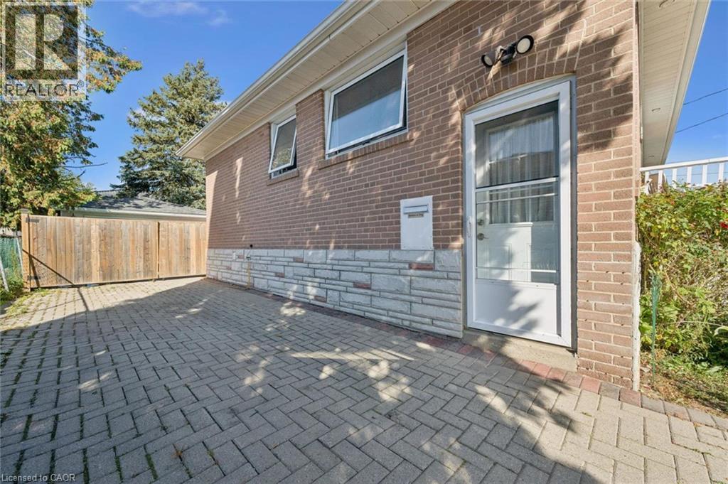 41 Prince Charles Drive Property Photo 18